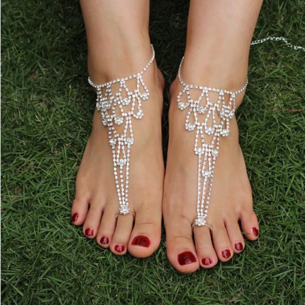 New Beautiful foot jewelry / sandals